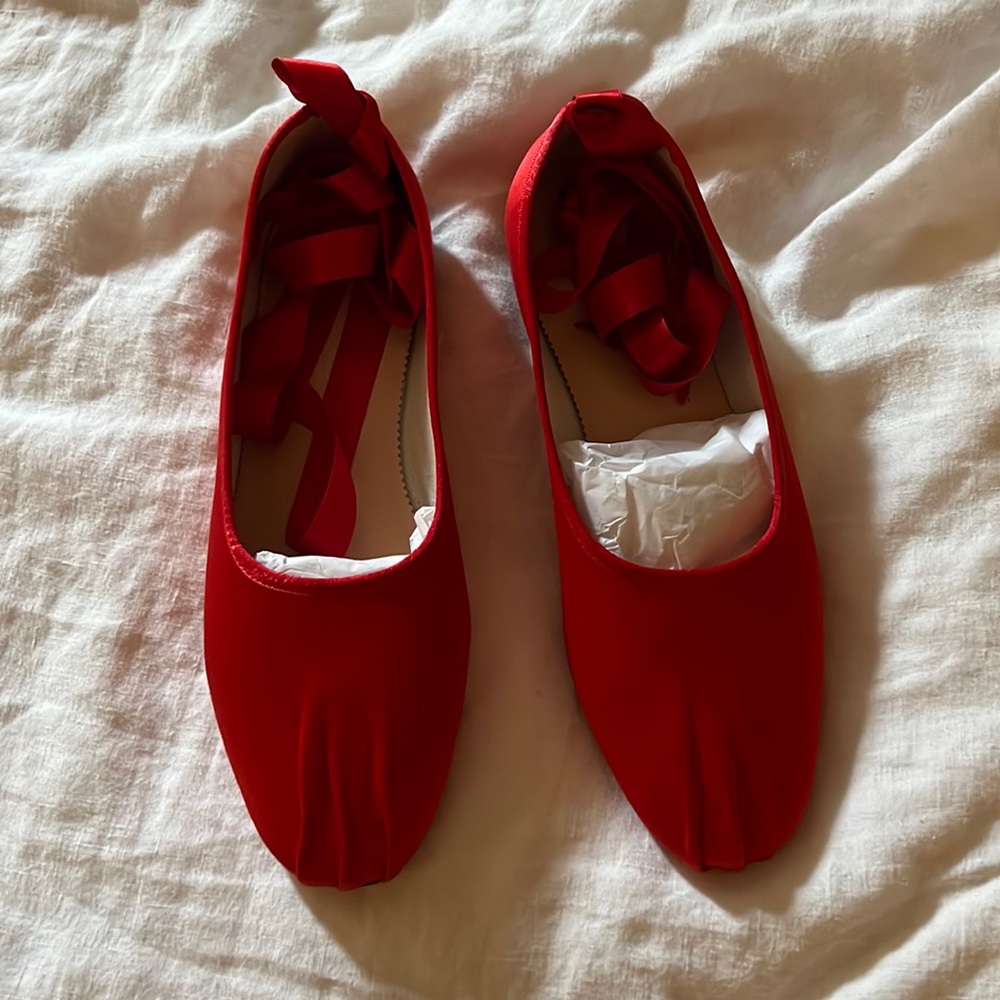 SALE!! J.CREW SATIN PLEATED TOE AND RIBBON BALLET FLATS 7.5 NWT J CREW
